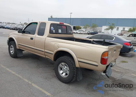 2000 Toyota Tacoma Prerunner V6 from USA, damaged, VIN 5TESN92N2YZ710794
